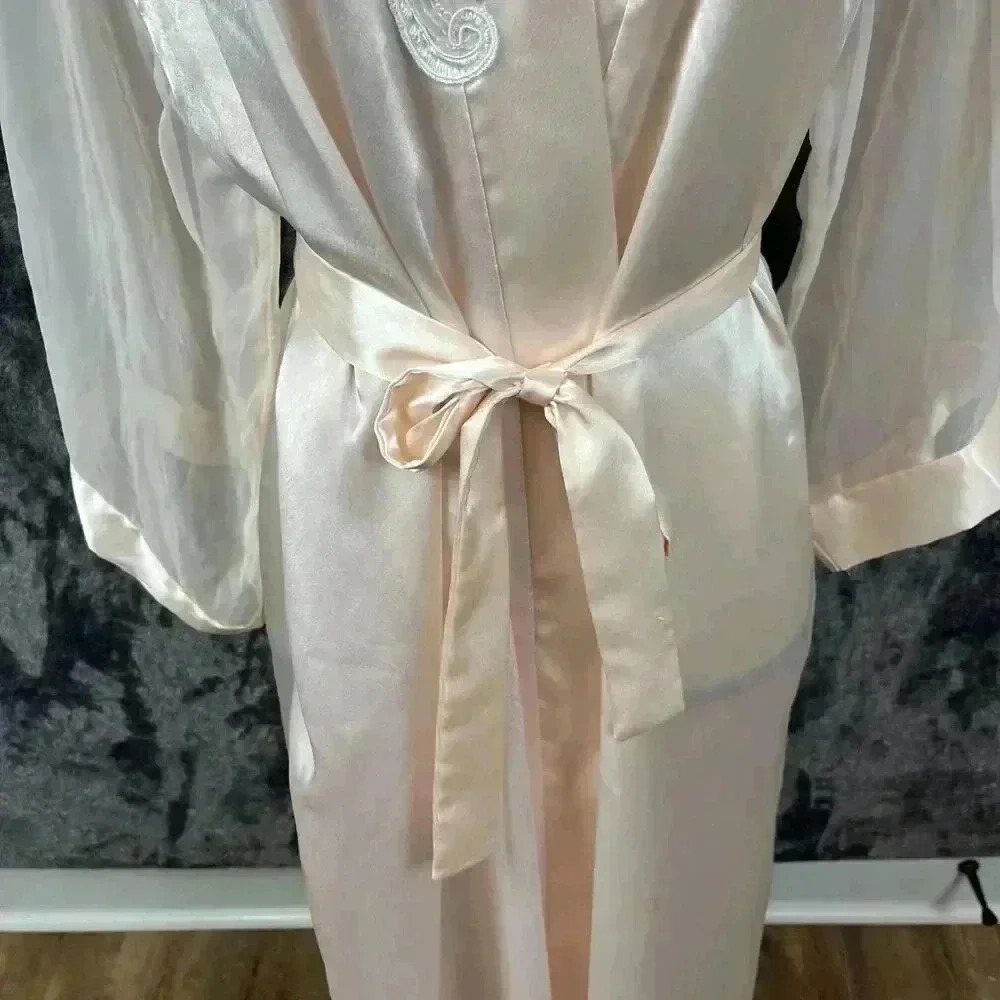 Vtg Alexandra Nicole Bridal Robe Light Pink Belted Embroidered Sz M Long Pockets - Picture 3 of 14
